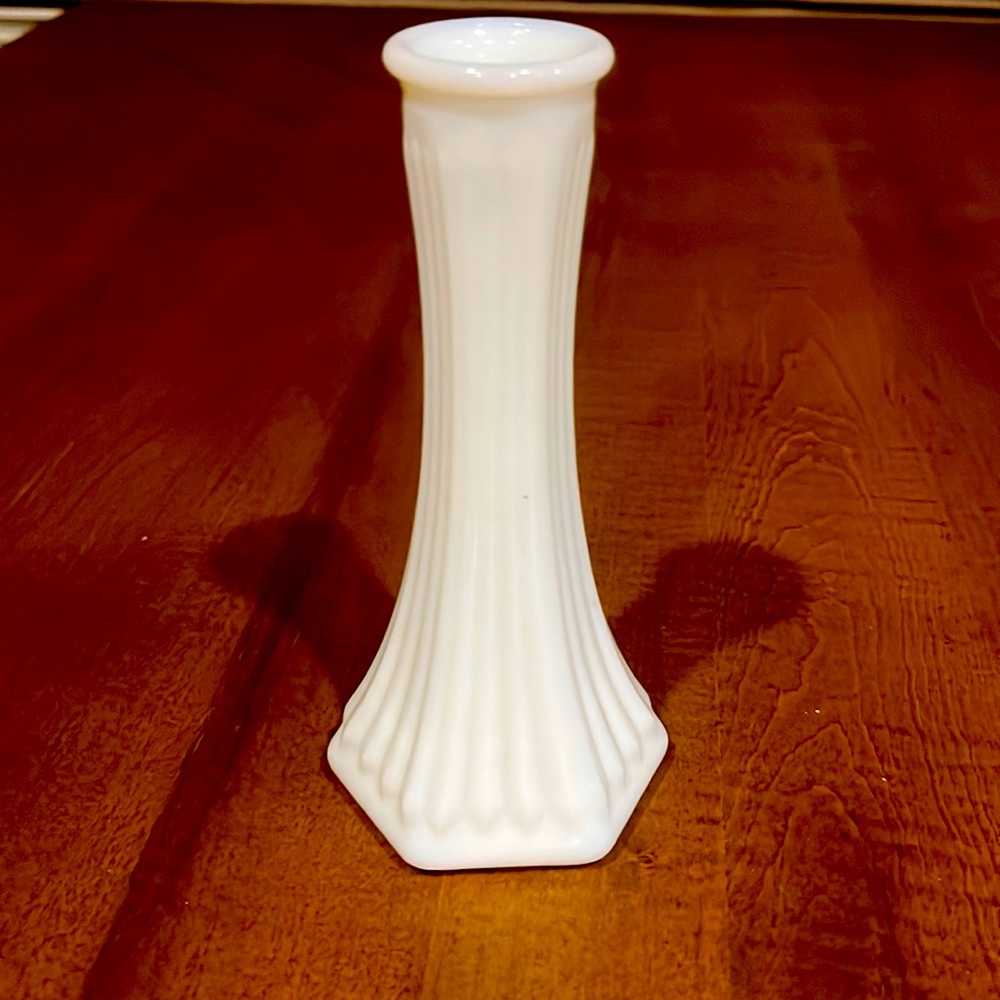 Vintage EO Brody White Milk Glass Bud Vase #175